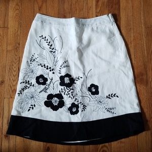 Black and white linen skirt